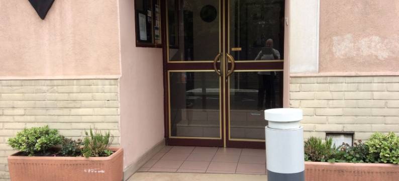 德拉普拉斯酒店(Hotel de La Place)图片