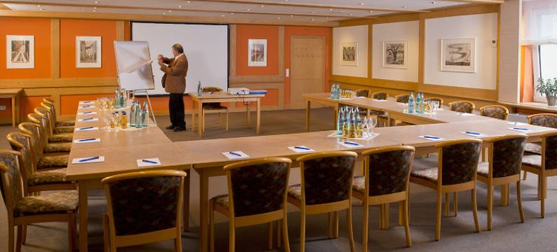 希特迪普托普酒店(Hotel Hirt)图片