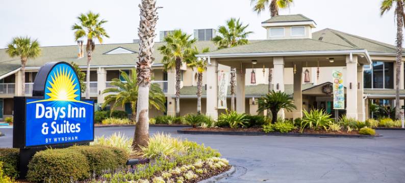 杰基尔岛戴斯套房酒店(Days Inn & Suites by Wyndham Jekyll Island)图片