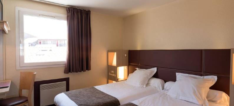 巴约讷金莲花酒店(Hôtel les Genêts Bayonne)图片