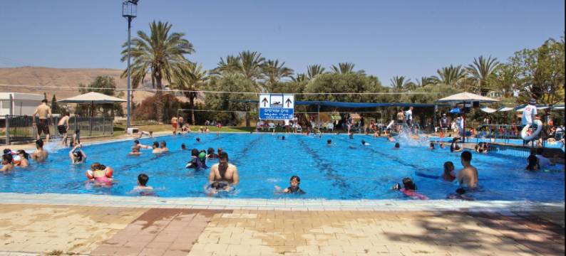 KHC阿什多雅格伊楚基布兹乡村旅馆(Ashdot Yaacov Ichud Kibbutz Country Lodging)图片