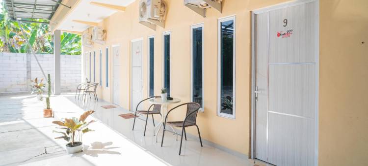 红多兹伊斯兰酒店@维农恩甘朱克(RedDoorz Syariah at Winong Nganjuk)图片