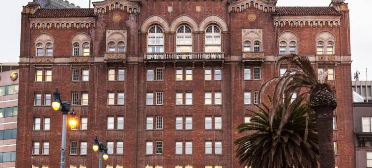 港苑酒店(Harbor Court Hotel)图片