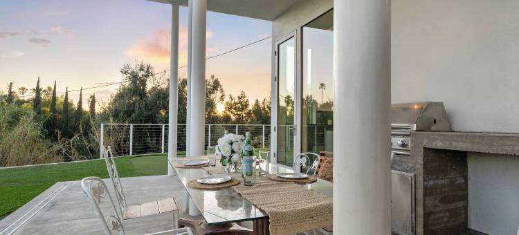 Luxe la Escape w/ Pool, Views & Game Room Alta Vista Estate by Avantstay图片