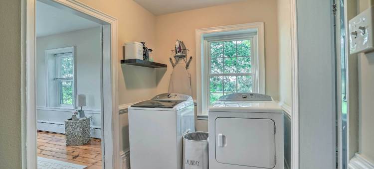 高档乡村住宅，设有火坑，在Taneytown！(Upscale Country Home w/ Fire Pit in Taneytown!)图片