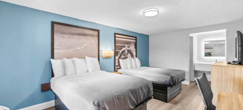 西棕榈滩兰塔纳温德姆速8酒店(Super 8 by Wyndham Lantana West Palm Beach)图片