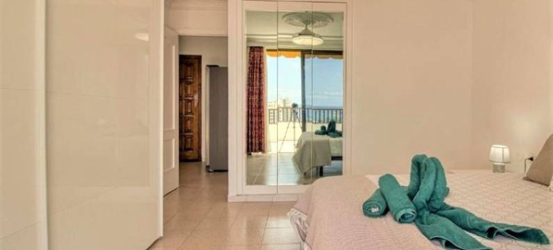 Attic Apartment in Adeje Near Playa Fañabé图片