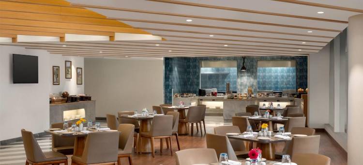 温德姆华美达安可勒克瑙机场酒店(Ramada Encore by Wyndham Lucknow Airport)图片