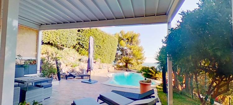 Holiday Home in Carqueiranne by the Sea图片