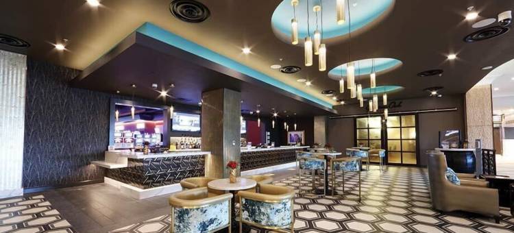 奥克格罗夫赛马游戏和酒店(Oak Grove Racing Gaming Hotel)图片