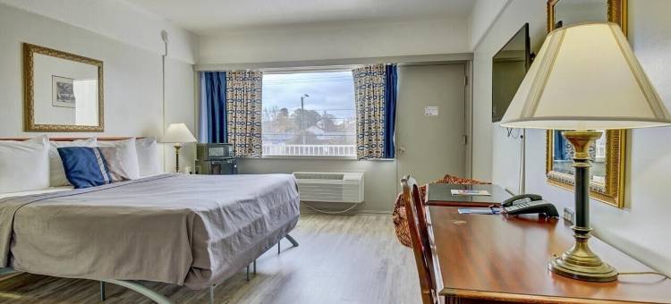 美洲最佳价值酒店(Rodeway Inn Norfolk VA)(Motel 6 Norfolk, VA East Little Creek)图片