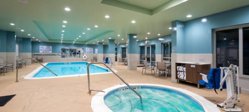 佛罗伦萨95号州际公路和20号州际公路市民中心智选假日酒店(Holiday Inn Express & Suites FLORENCE I-95 & I-20 CIVIC CTR by IHG)图片