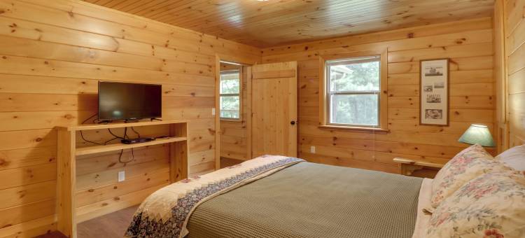 距小河峡谷3英里：风景如画的阿拉巴马小屋(Serene and Secluded Alabama Cabin with Covered Deck!)图片