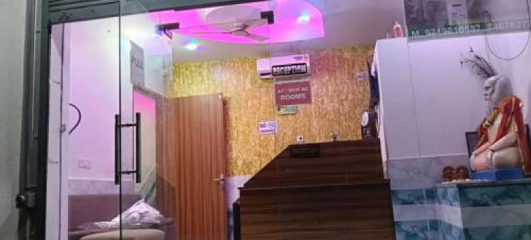 Hotel Shri Girraj Dham Vrindavan图片