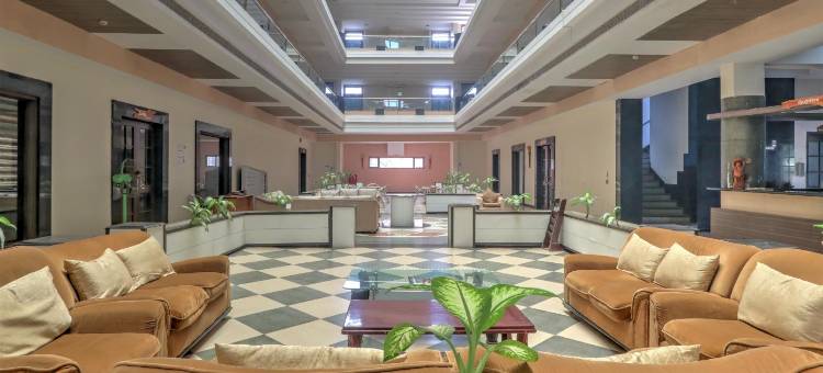 Super Townhouse Kakinada Nagamalli Thota Junction图片