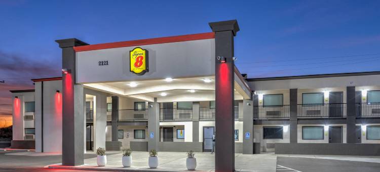 Super 8 BY 温德姆拉伯克机场(Super 8 by Wyndham Lubbock Airport)图片