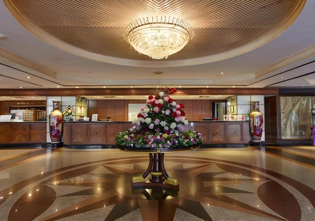 Grace Hotel Hotel Overview