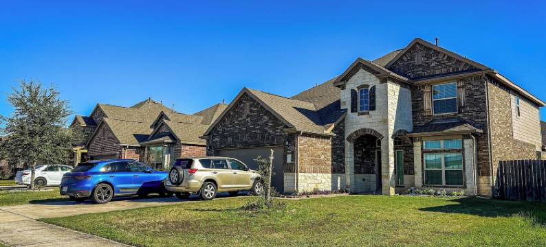 阿尔法集团(Alpha Group)图片