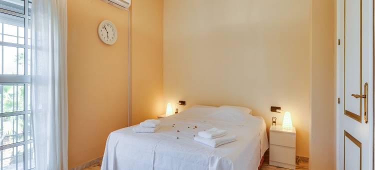 Holiday Home near Sevilla with Pool图片