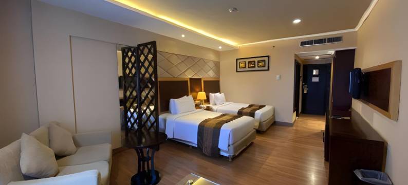 玛琅丽晶花园酒店(Regent's Park Hotel at Kayutangan Malang)图片