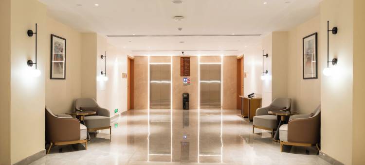 巴穆斯萨罗瓦尔波提科坎培拉(Bamus Sarovar Portico Kampala)图片