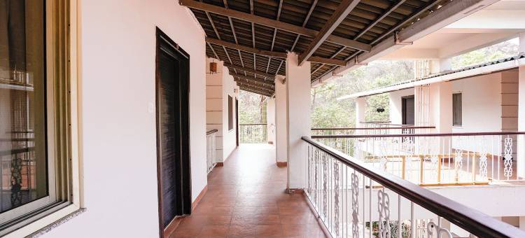 FabHotel 自然之巢 - 靠近坎多林海滩(FabHotel Nature’s Nest In - Nr. Candolim Beach)图片