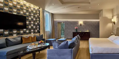 阿卡德米亞酒店