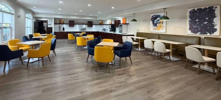 康科德市-坎纳波利斯康福特套房酒店(Comfort Inn & Suites Concord - Kannapolis)图片