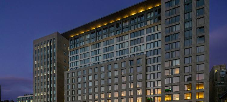 蒙特利尔市中心希尔顿安泊酒店(Embassy Suites by Hilton Montreal)图片