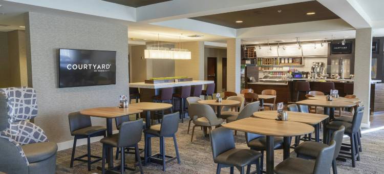 克利夫兰威洛比万怡酒店(Courtyard Cleveland Willoughby)图片