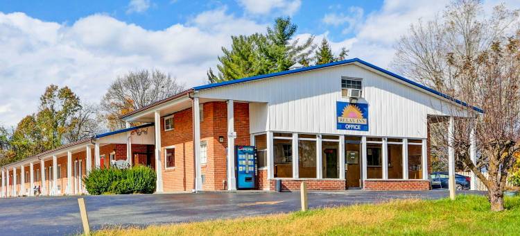 Hotel O瑞莱克斯刘易斯堡和I-64酒店(Hotel O Relax Inn Lewisburg near I-64)图片