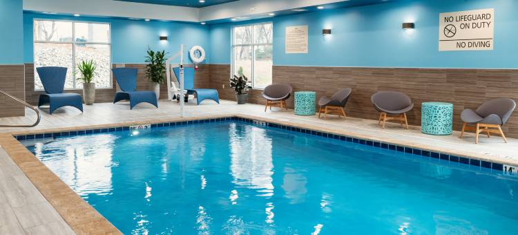 新斯坦顿匹兹堡欢朋套房酒店(Hampton Inn & Suites Pittsburgh New Stanton)图片