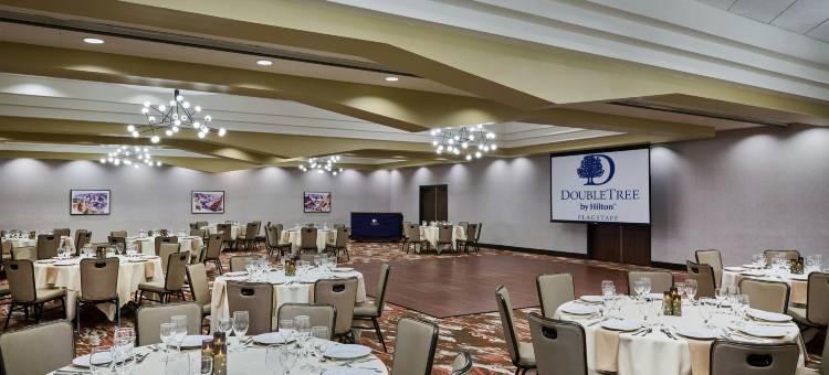 费拉格尔斯塔夫希尔顿逸林酒店(DoubleTree by Hilton Flagstaff)图片