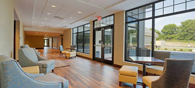 纽约卡泽诺维欢朋酒店(Hampton Inn & Suites Cazenovia)图片