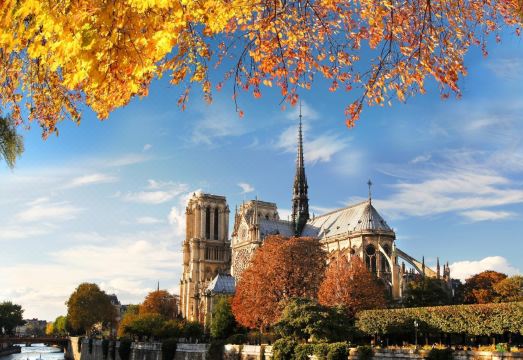 Loft Fraternité Hotel Overview