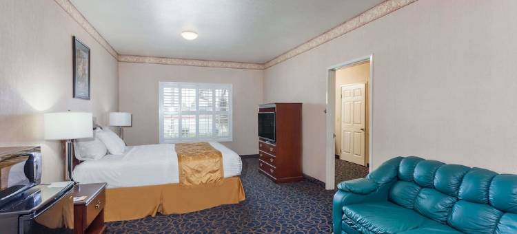 南盖特戴斯套房酒店(Days Inn & Suites by Wyndham South Gate)图片