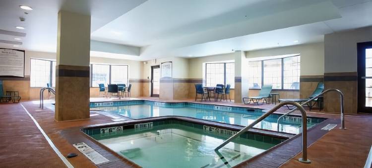 Staybridge Suites印第安纳波利斯市中心-会议中心由IHG(Staybridge Suites Indianapolis Downtown-Conv Ctr)图片