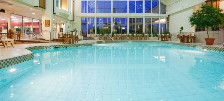 东麦迪逊希尔顿逸林酒店(Doubletree by Hilton East Madison East)图片