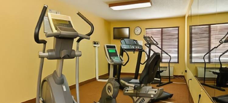 华沙I-40品质酒店(Quality Inn Warsaw I-40)图片