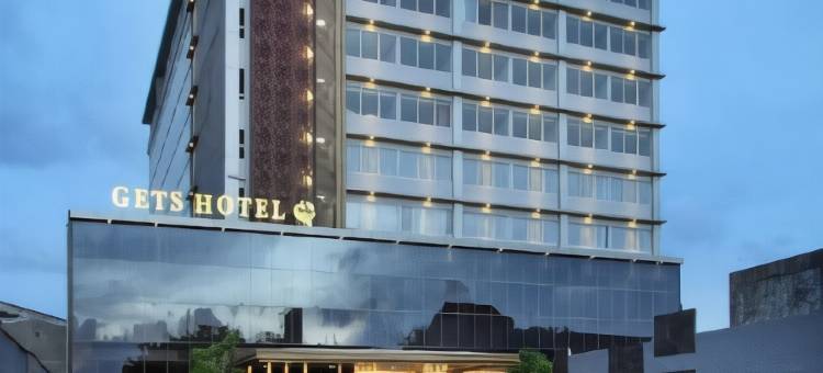 获得首映三宝垄(Gets Premiere Semarang)图片