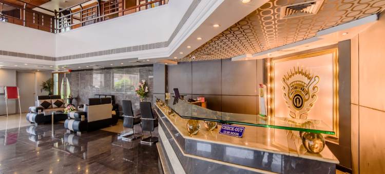 格兰德迪隆酒店(Grand Dhillon Hotel)图片