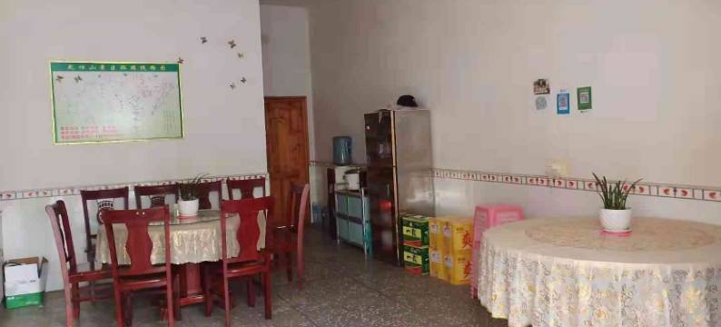 武功山沈子村旭日客栈图片