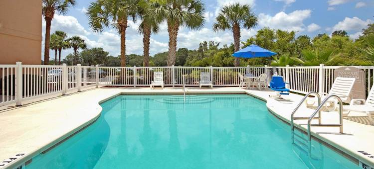 布什内尔温德姆麦客达套房酒店(Microtel Inn & Suites by Wyndham Bushnell)图片