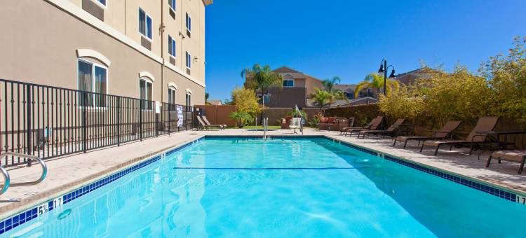 洛杉矶机场霍索恩智选假日套房酒店(Holiday Inn Express Hotel & Suites Los Angeles Airport Hawthorne)图片