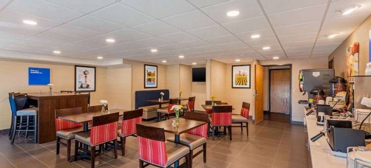 舒适套房酒店-近66号公路(Comfort Inn & Suites Near Route 66)图片