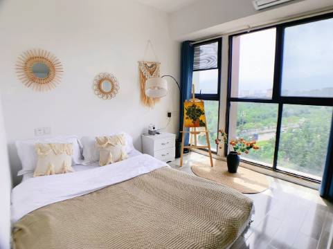 海河边的春城路海河天街民宿(长安西路分店)