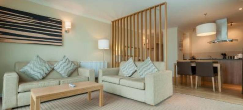 德维尔科茨沃尔德水上公园公寓(De Vere Cotswold Water Park Apartments)图片