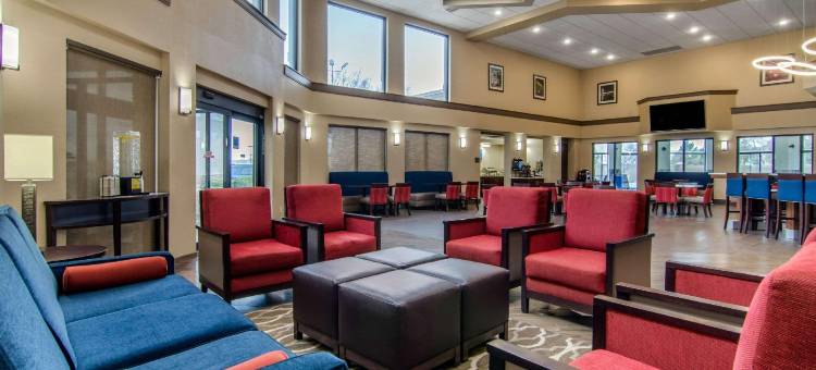 Comfort Inn & Suites Wichita图片