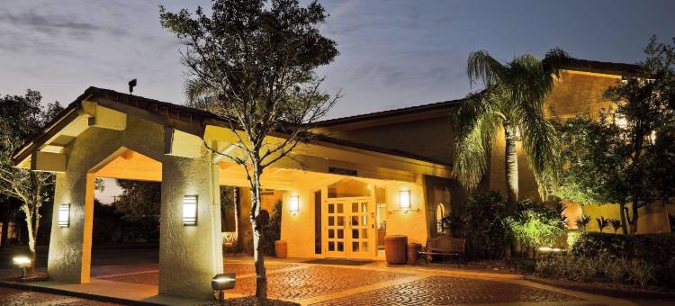 拉昆塔温德姆酒店-坦帕机场体育场西岸(La Quinta Inn Tampa Airport Stadium Westshore)图片