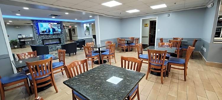 CVG机场凯艺套房酒店(Quality Inn & Suites Cvg Airport)图片